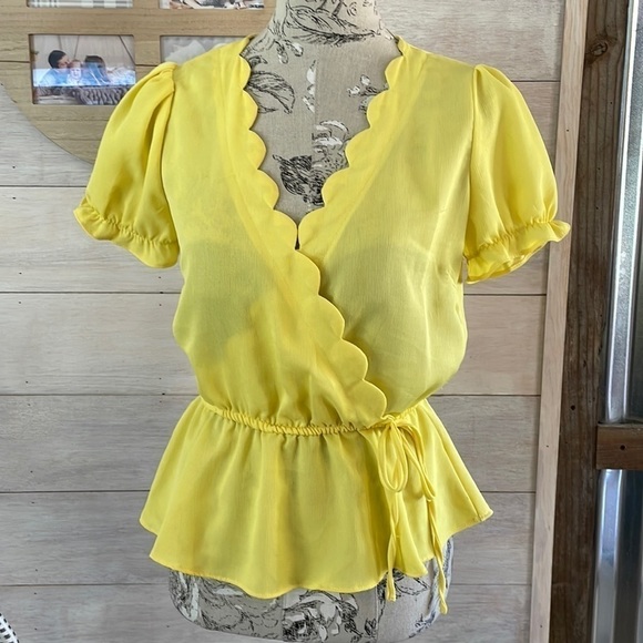 HAUTE Monde Yellow Top S - Picture 1 of 5